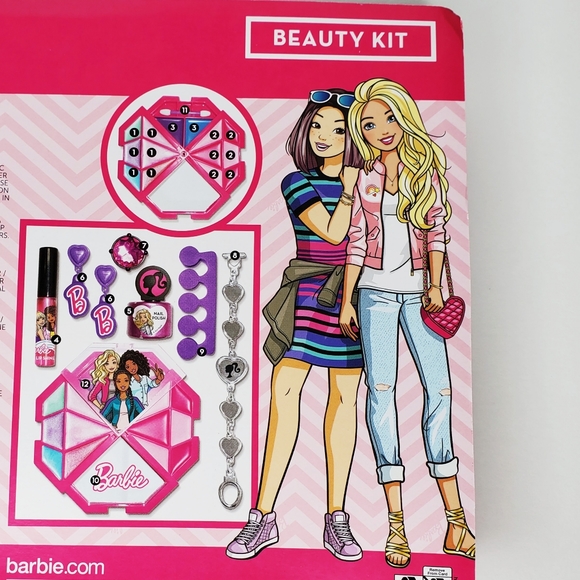 🏷NWT Barbie Mattel Beaty Kit + Light Up Mirror Kit Girl Toy Presents Bundle (2) - Picture 2 of 11